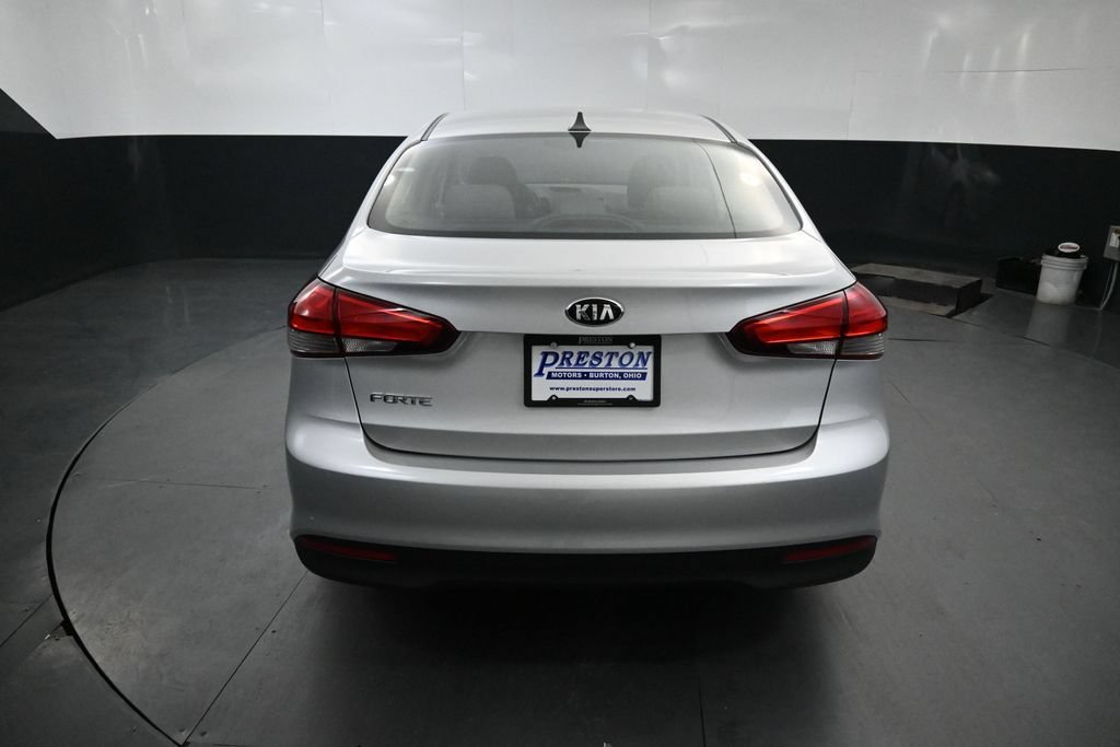 Used 2017 Kia Forte LX FWD image 8