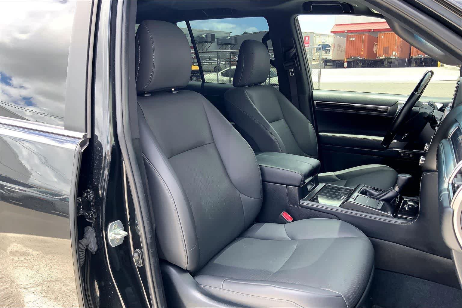 Used 2022 Lexus GX 460 Premium AWD/4WD image 13