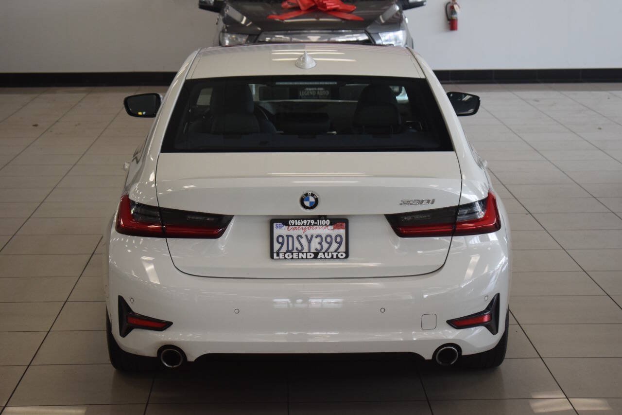 Used 2019 BMW 330i Sedan w/ Driving Assistance Package RWD image 11