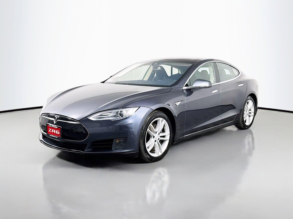 Used 2015 Tesla Model S 70D AWD/4WD image 1