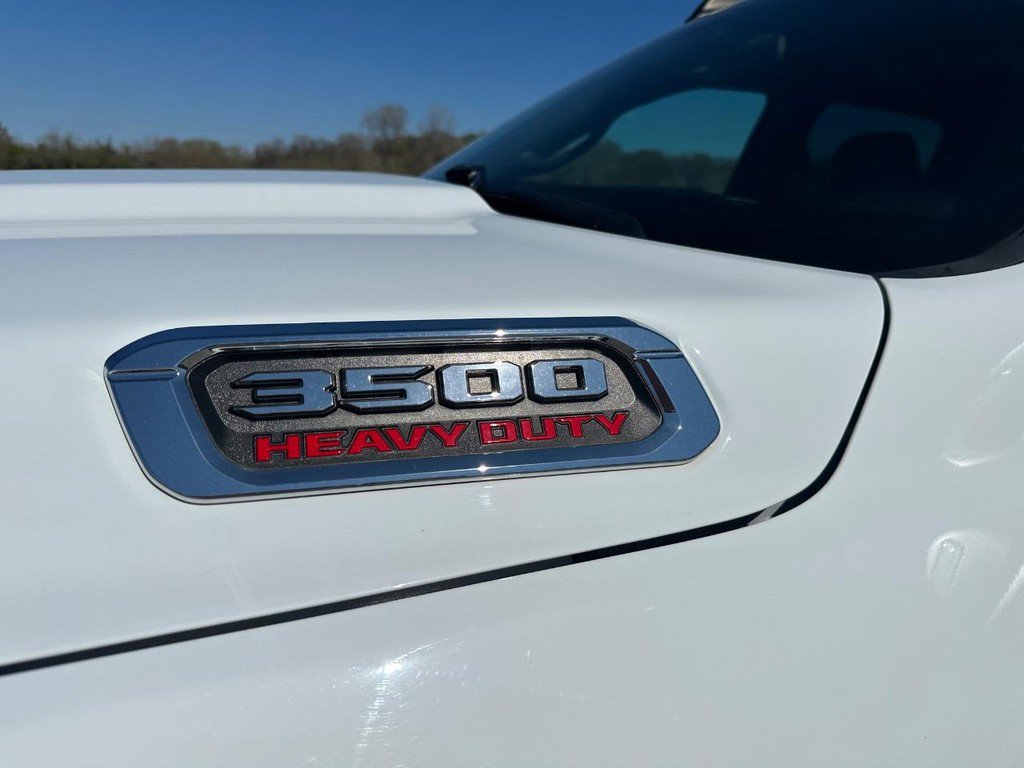 Used 2023 RAM 3500 Tradesman image 15