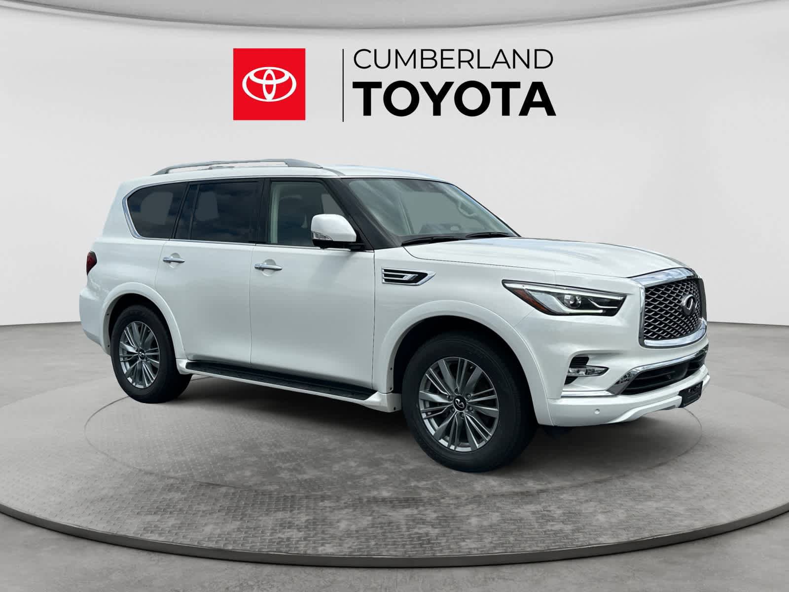Used 2024 INFINITI QX80 Luxe AWD/4WD image 7