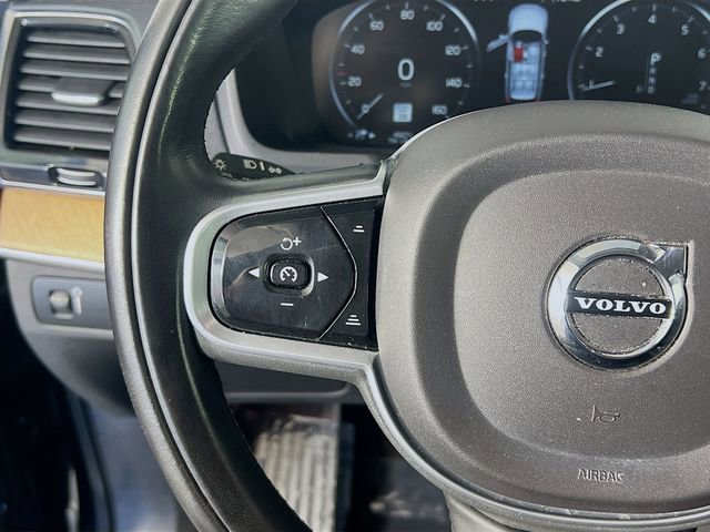 Used 2022 Volvo XC90 T6 Momentum w/ Advanced Package image 16