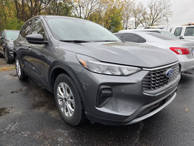 Certified 2023 Ford Escape Active w/ Tech Pack #1 FWD image 1