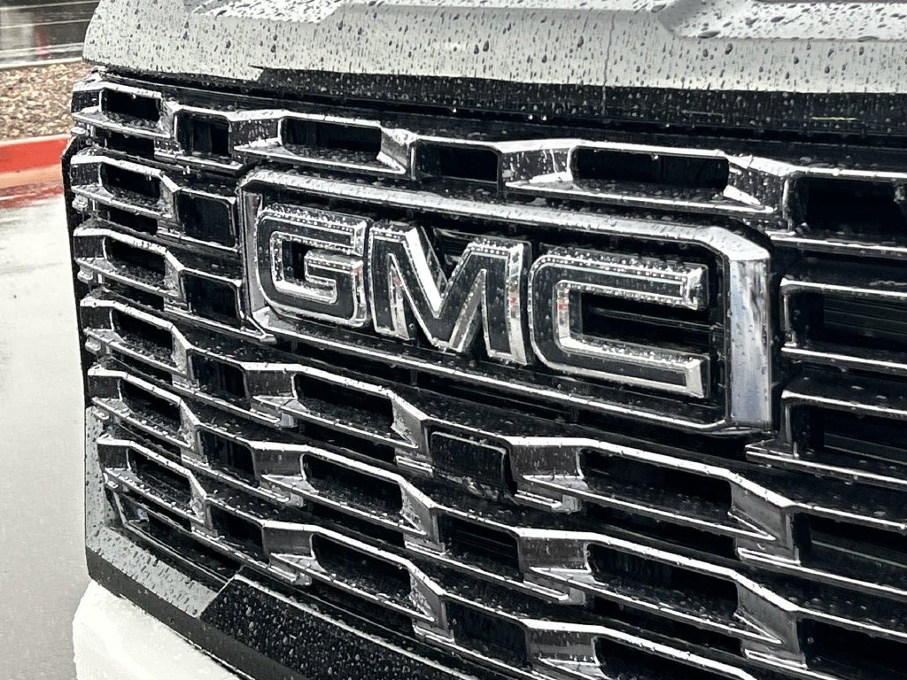 Used 2025 GMC Sierra 3500 Denali Ultimate AWD/4WD image 31