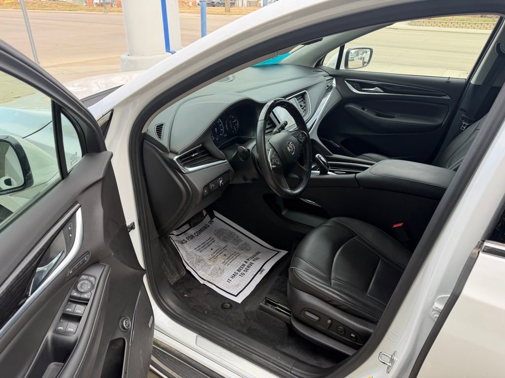 Used 2021 Buick Enclave Avenir w/ Avenir Technology Package image 14