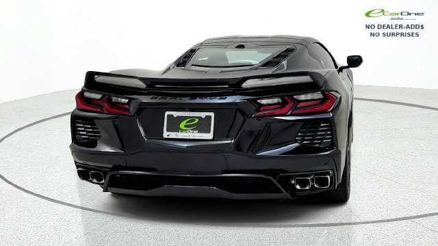 Used 2022 Chevrolet Corvette Stingray Premium Cpe w/ Z51 Performance Package RWD image 8