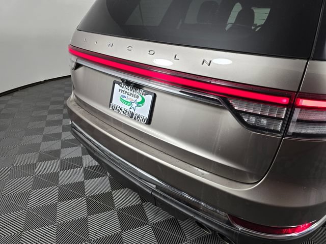 Used 2020 Lincoln Aviator Reserve w/ Equipment Group 202A AWD/4WD image 15