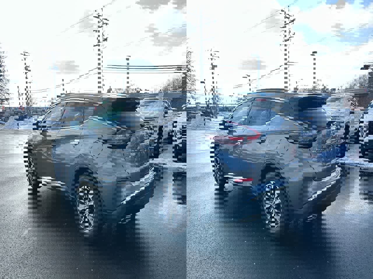 Used 2020 Nissan Murano SV image 11