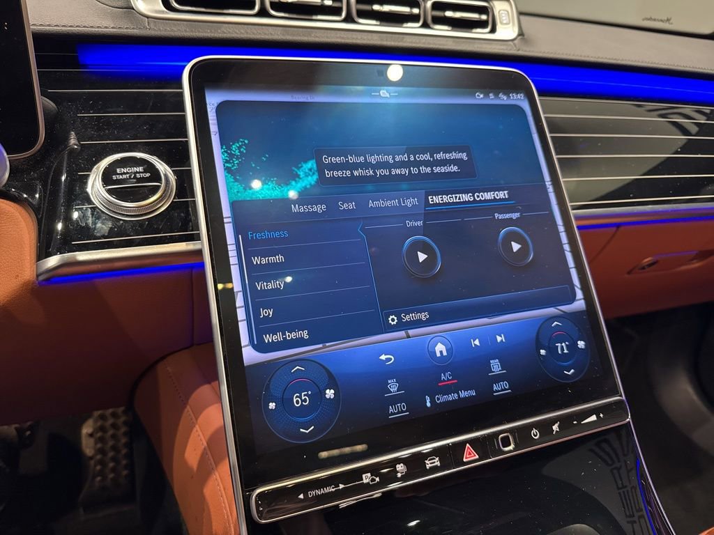 Used 2024 Mercedes-Benz S 580e 4MATIC Sedan image 25