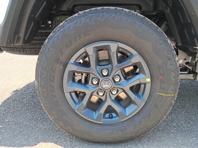 New 2026 Jeep Gladiator Sport AWD/4WD image 19