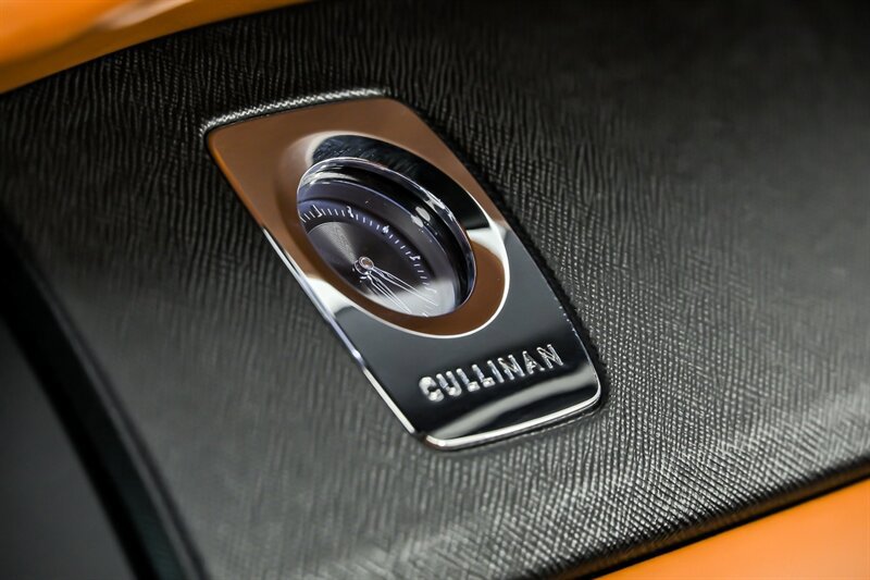 Used 2023 Rolls-Royce Cullinan AWD/4WD image 42