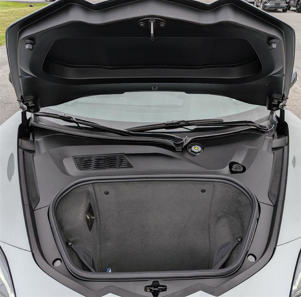 Used 2023 Chevrolet Corvette Stingray Coupe w/ 1LT RWD image 13
