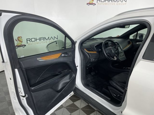 Used 2017 Lincoln MKC Select w/ Select Plus Package image 18