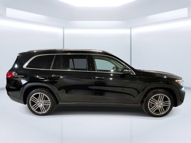 Used 2024 Mercedes-Benz GLS 450 4MATIC image 9