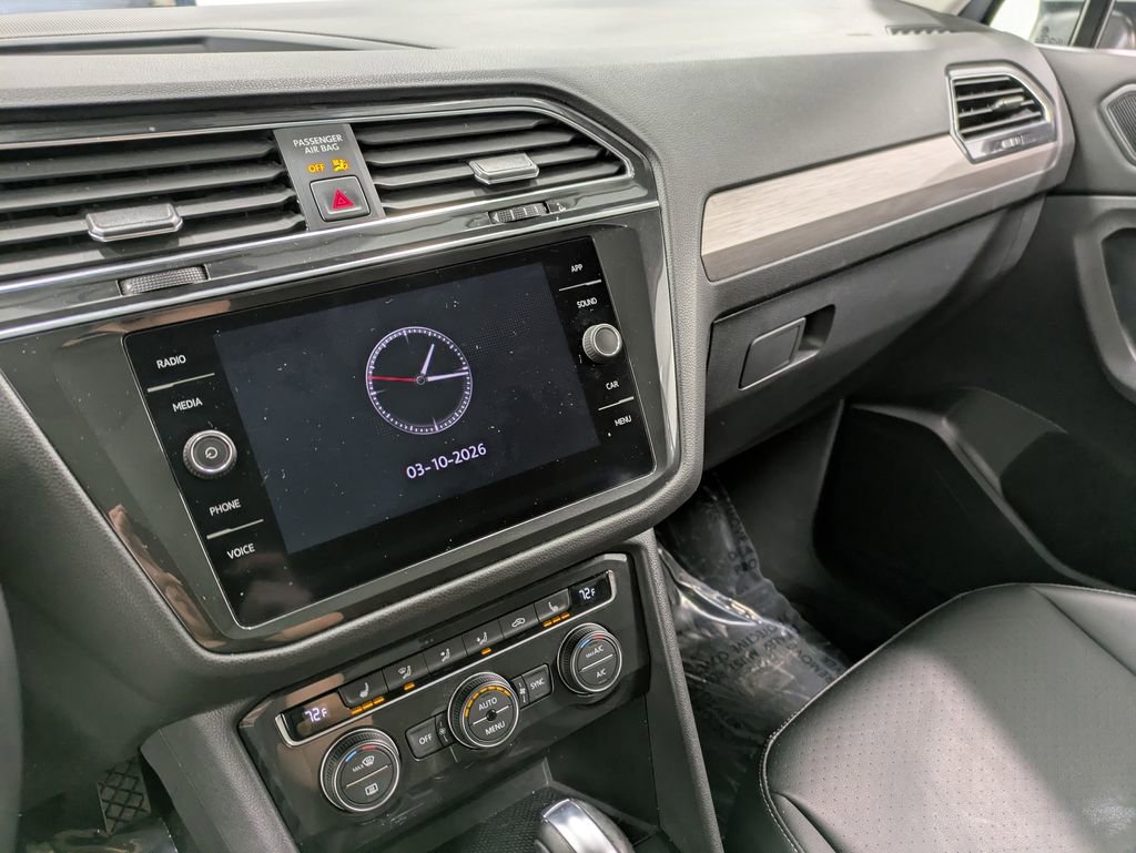 Used 2019 Volkswagen Tiguan SE w/ Panoramic Sunroof Package image 14