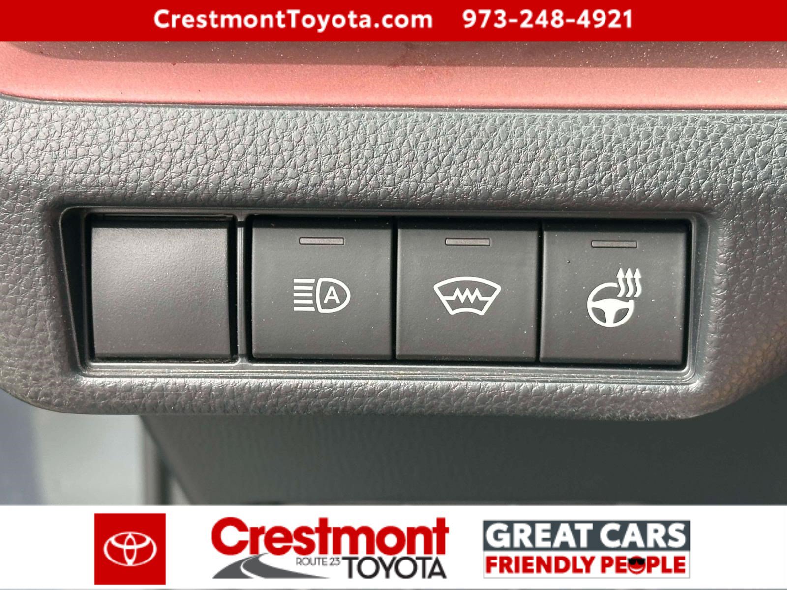 Certified 2024 Toyota Prius Prime FWD image 17