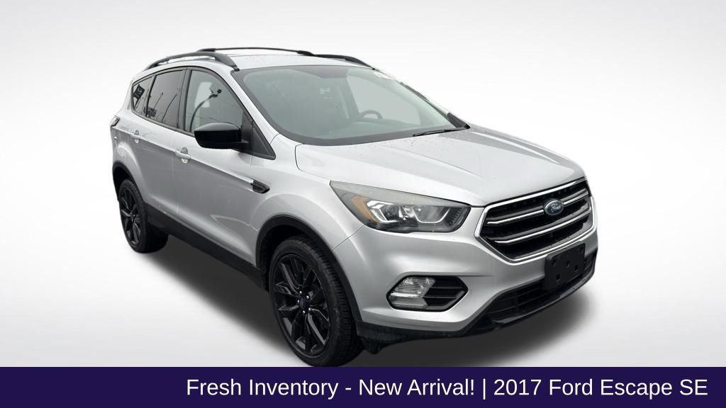 Used 2017 Ford Escape SE w/ SE Sport Appearance Package