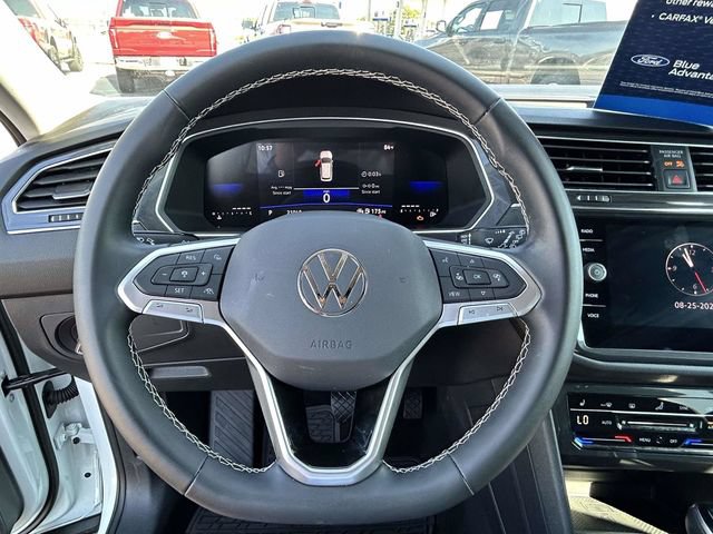 Used 2023 Volkswagen Tiguan SE FWD image 22