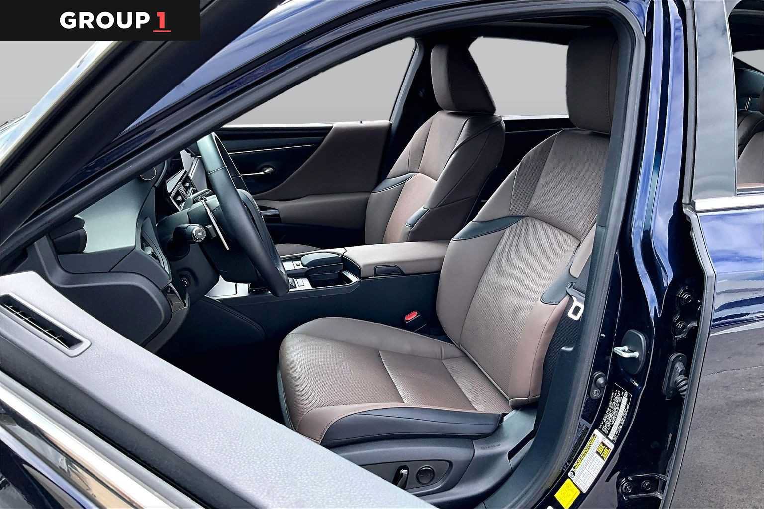 Certified 2022 Lexus ES 350 w/ Premium Package FWD image 7