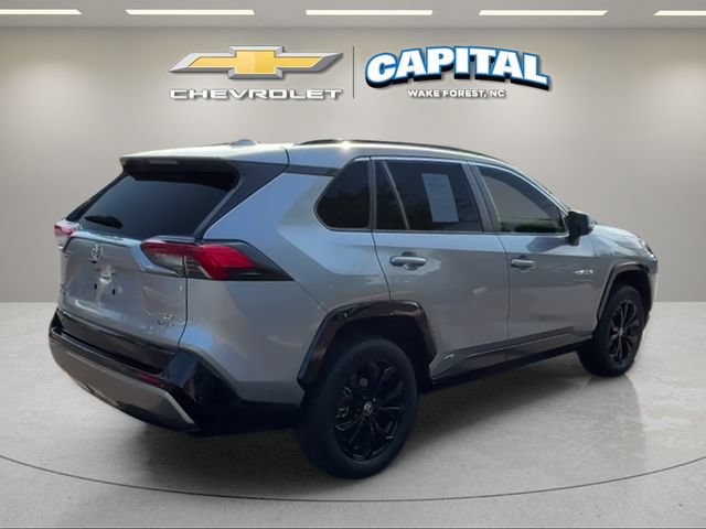 Used 2025 Toyota RAV4 SE w/ Convenience Package AWD/4WD image 5
