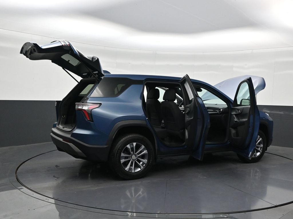 Used 2025 Chevrolet Equinox LT FWD image 31