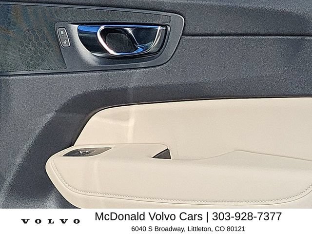 New 2026 Volvo XC60 T8 Plus w/ Protection Package Premier AWD/4WD image 18