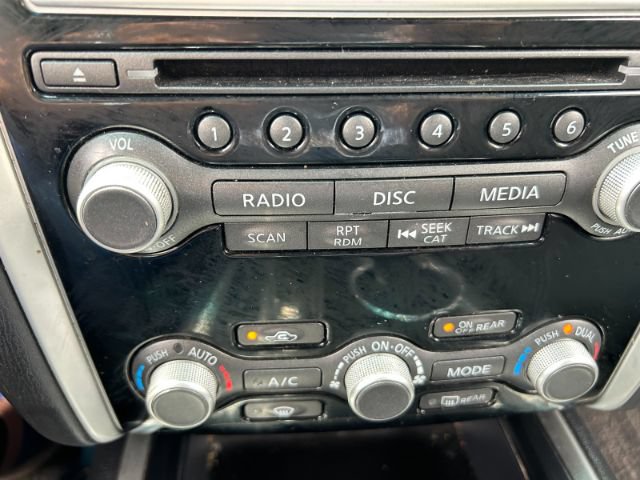 Used 2018 Nissan Pathfinder S AWD/4WD image 18