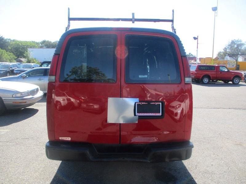 Used 2001 Chevrolet Express 3500 w/ Preferred Equipment Group 2 RWD image 5