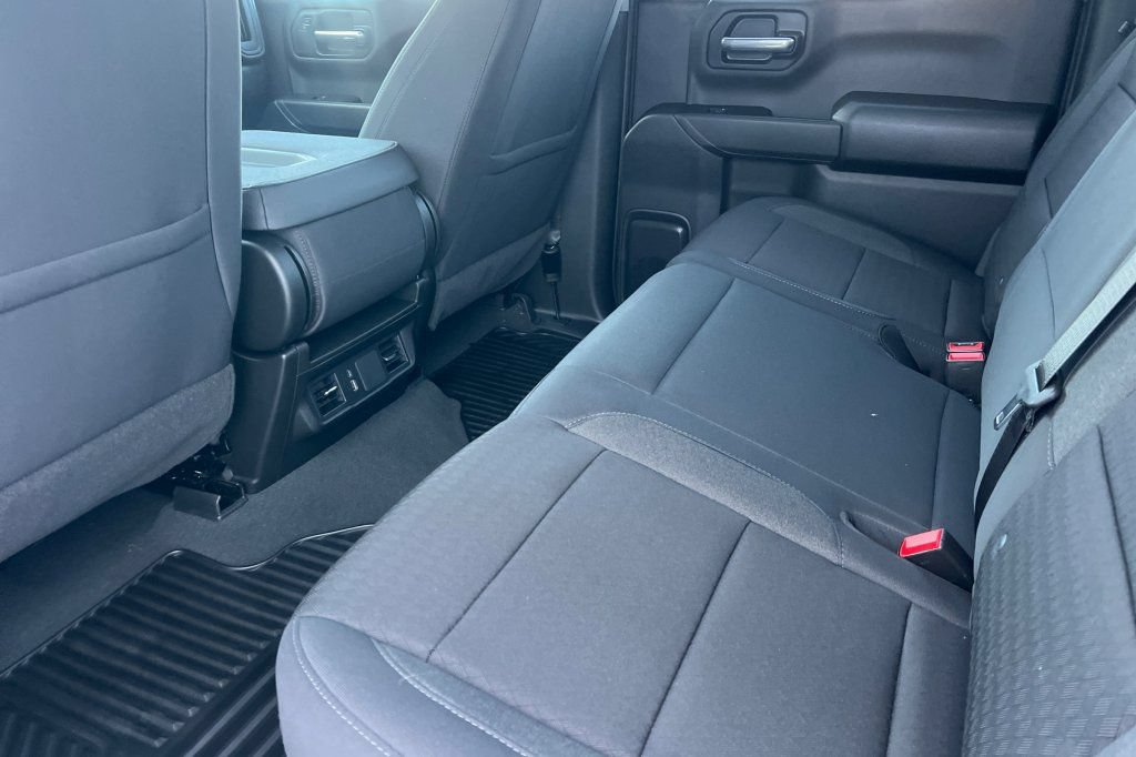 New 2026 Chevrolet Silverado 1500 Custom Trail Boss AWD/4WD image 9
