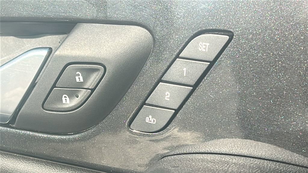 Used 2020 Chevrolet Blazer RS image 17