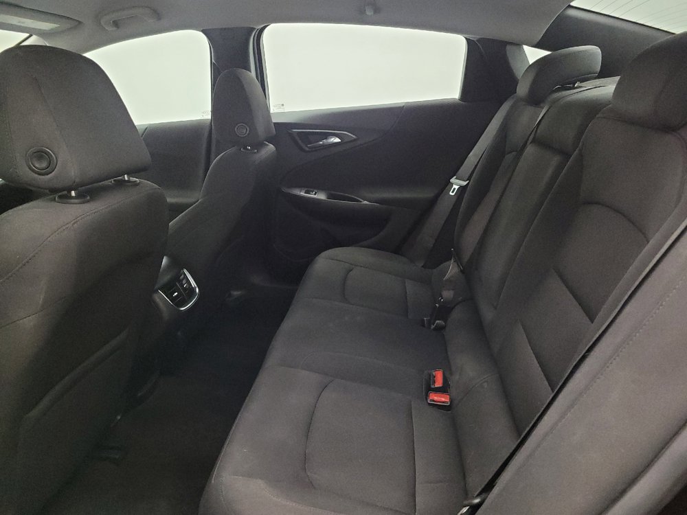Used 2020 Chevrolet Malibu LT FWD image 18