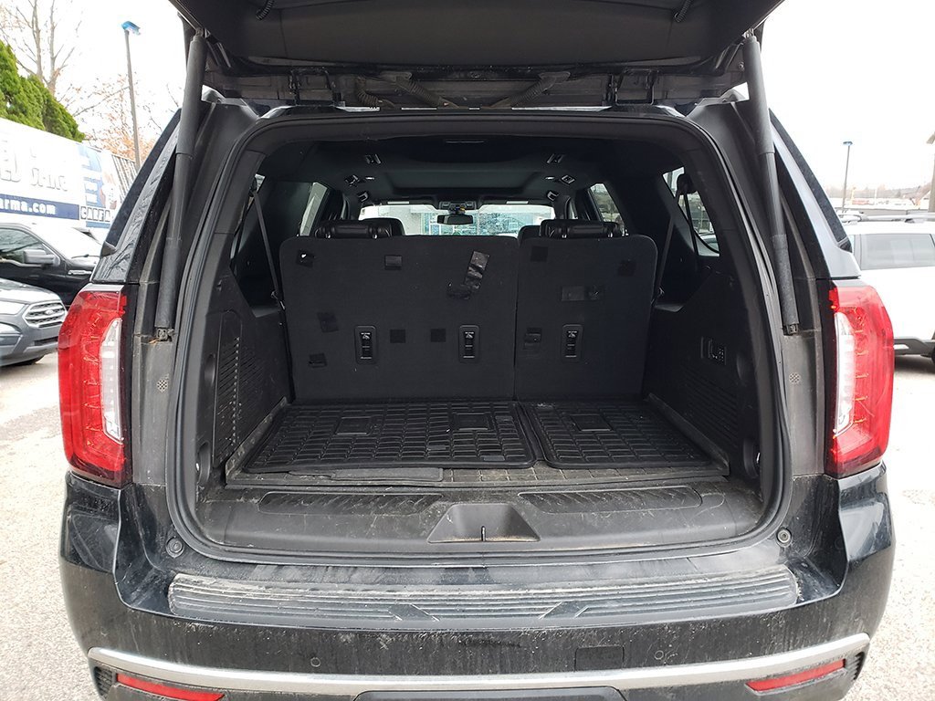 Used 2021 GMC Yukon XL SLT image 8