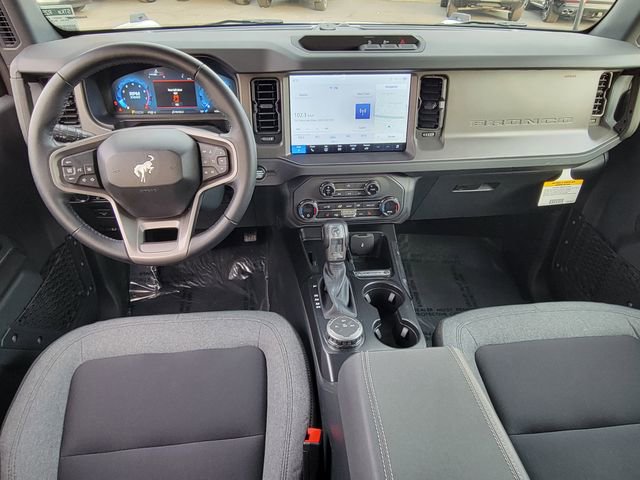 Used 2025 Ford Bronco Big Bend image 4