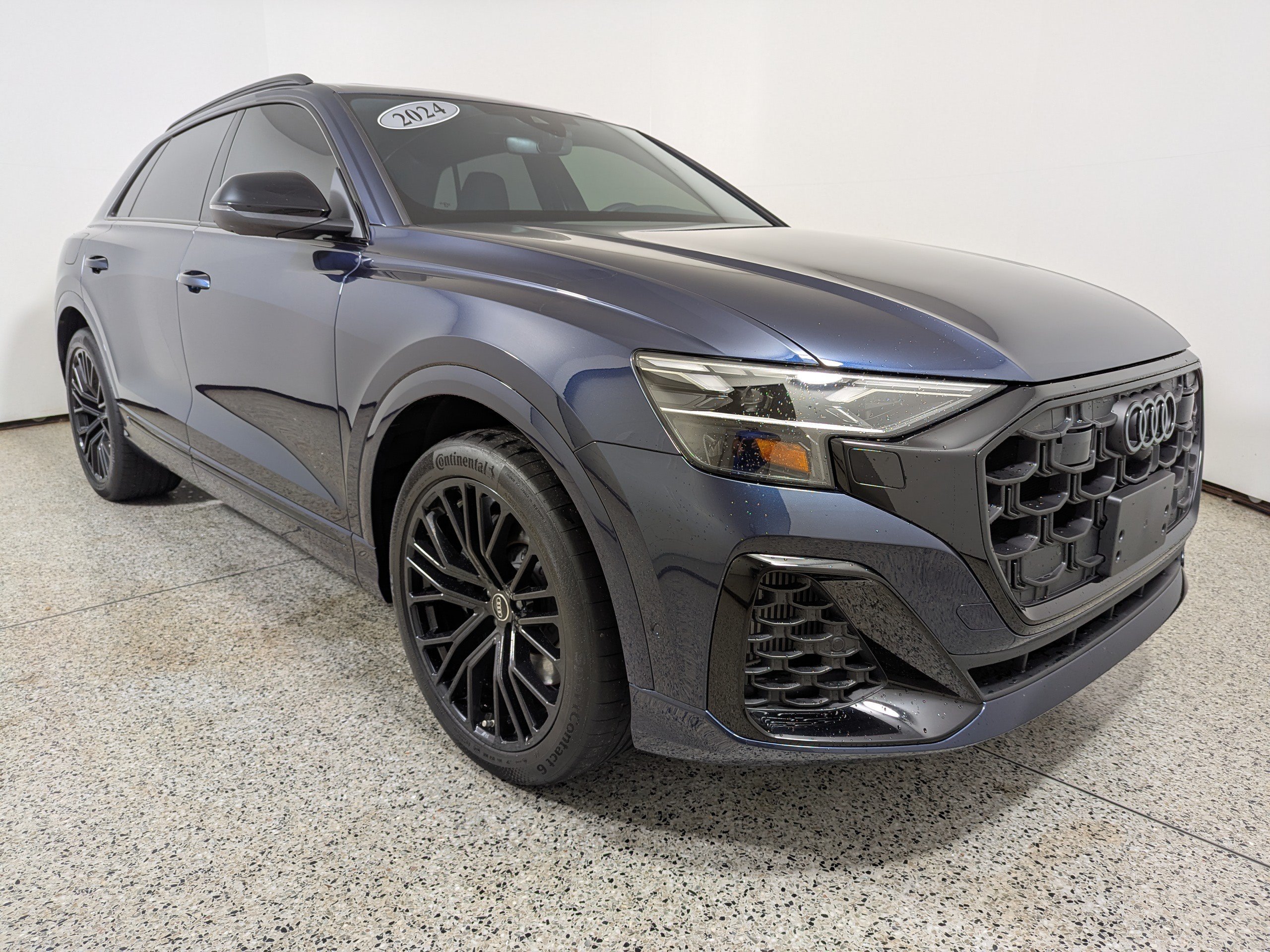 Used 2024 Audi SQ8 Premium Plus AWD/4WD image 1