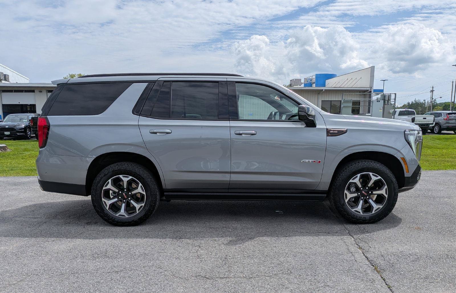 Certified 2026 GMC Yukon AT4 Ultimate AWD/4WD image 5