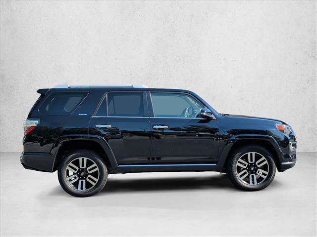 Used 2022 Toyota 4Runner Limited AWD/4WD image 4