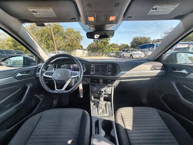 Used 2024 Volkswagen Jetta S FWD image 19