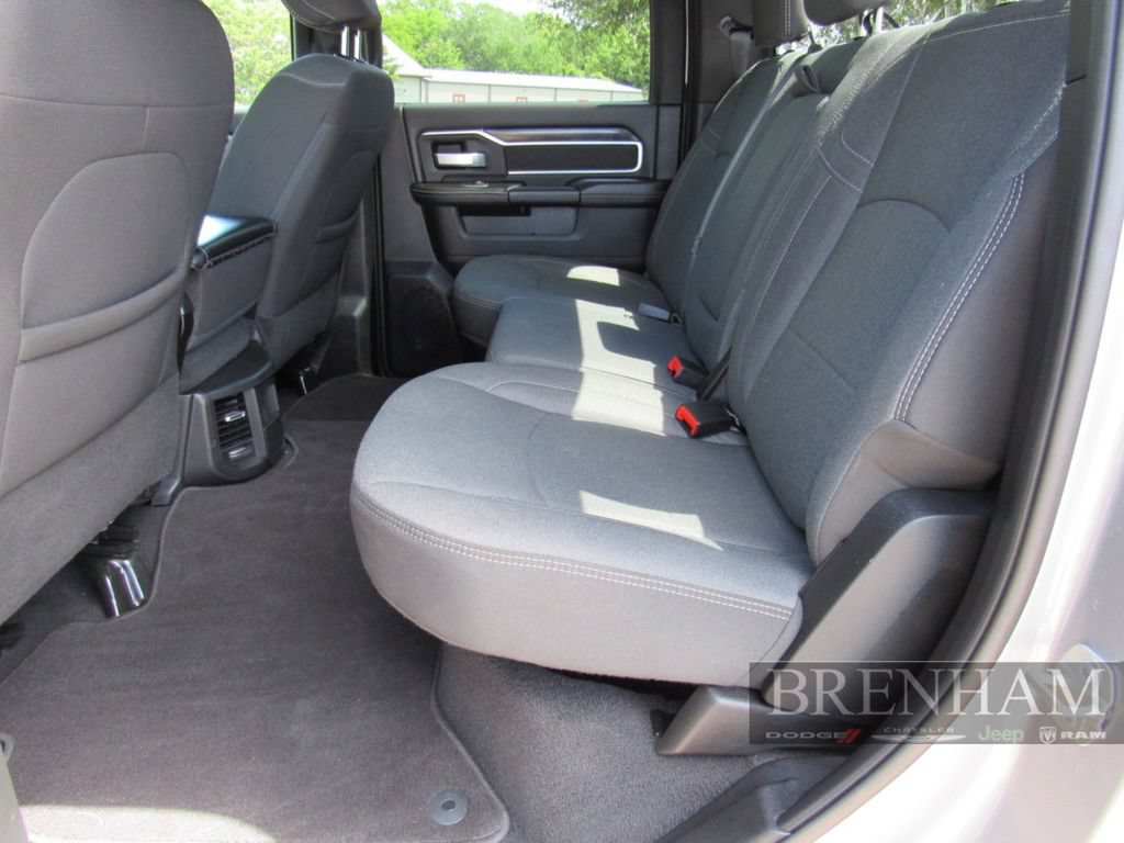 Used 2024 RAM 3500 Big Horn w/ Night Edition AWD/4WD image 17