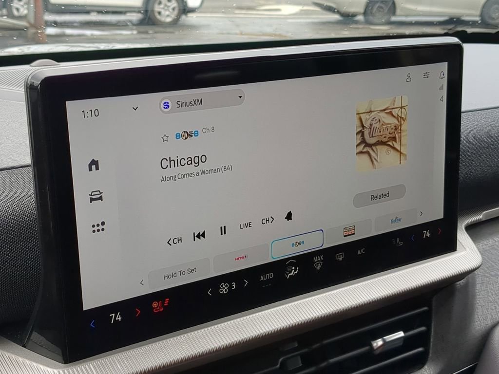 Used 2025 Ford Explorer Platinum w/ LUX Leather Package image 19