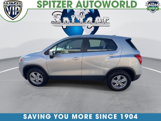 Used 2017 Chevrolet Trax LS AWD/4WD image 9