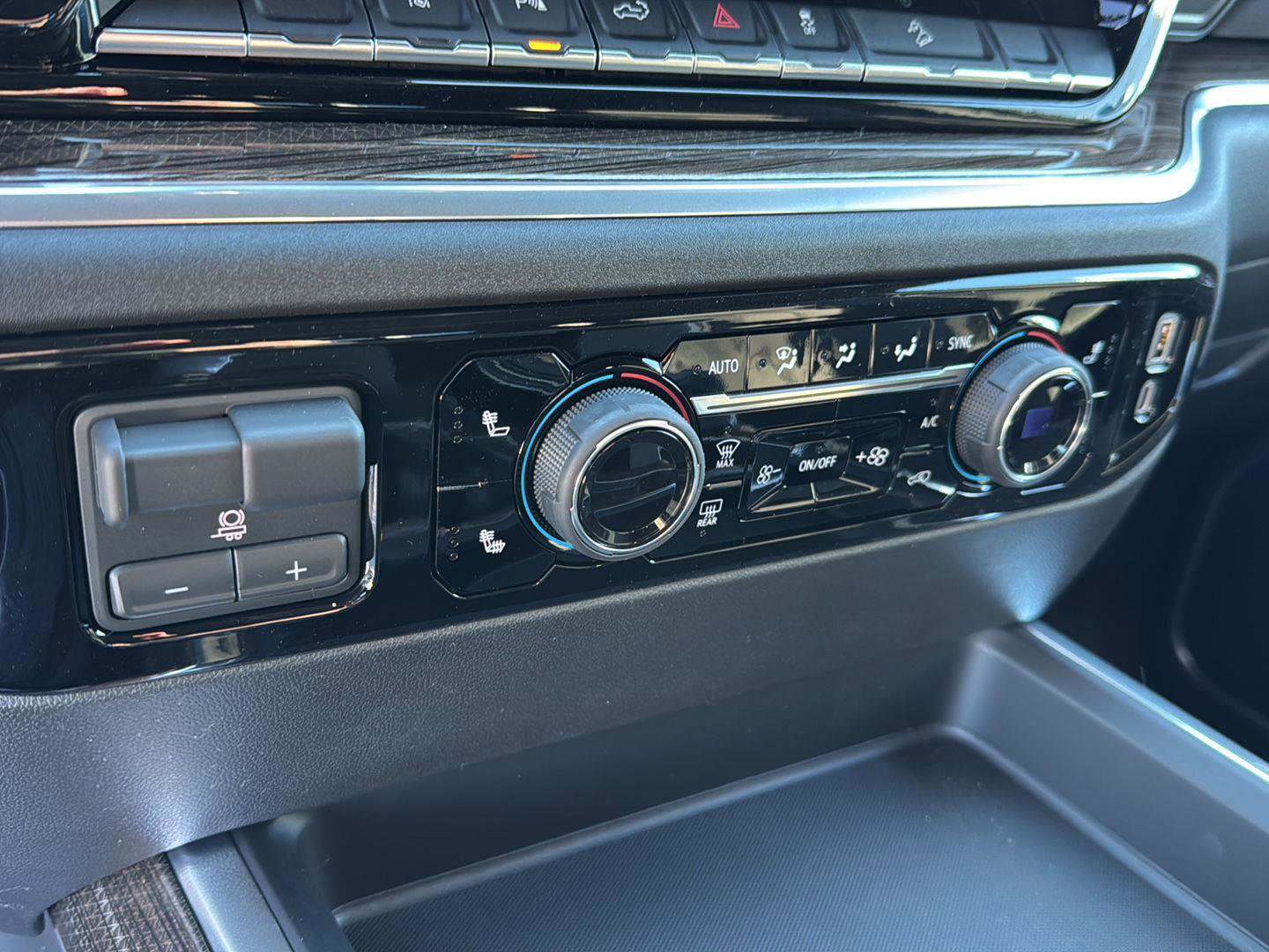 New 2026 Chevrolet Silverado 2500 LT w/ Trail Boss Package image 22