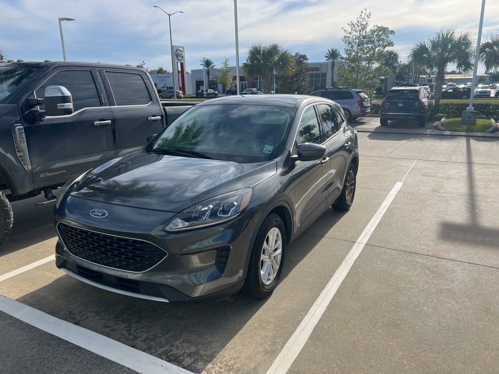 Used 2020 Ford Escape SE