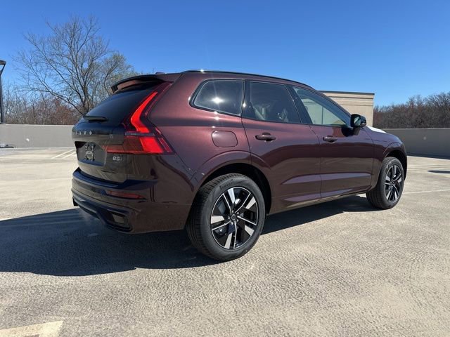 New 2026 Volvo XC60 B5 Plus w/ Protection Package Premier image 7