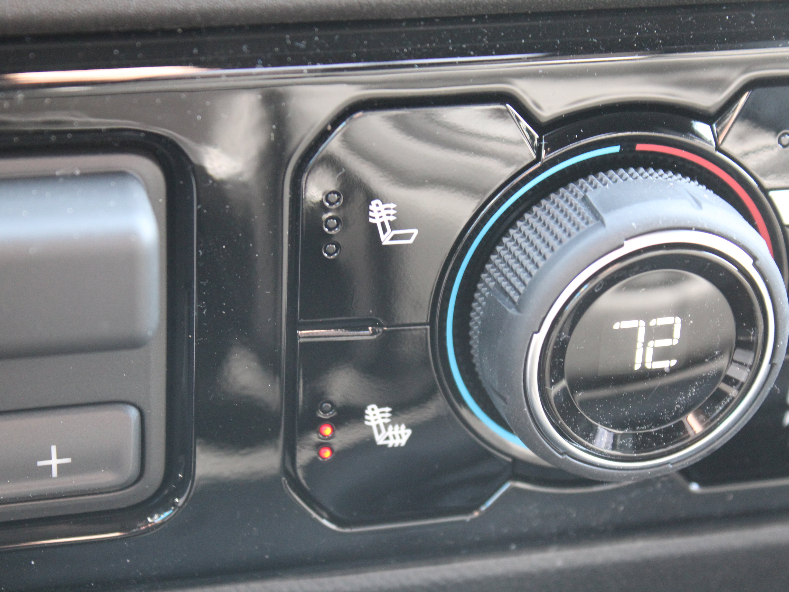 New 2026 Chevrolet Silverado 1500 LT w/ Z71 Off-Road Package image 13