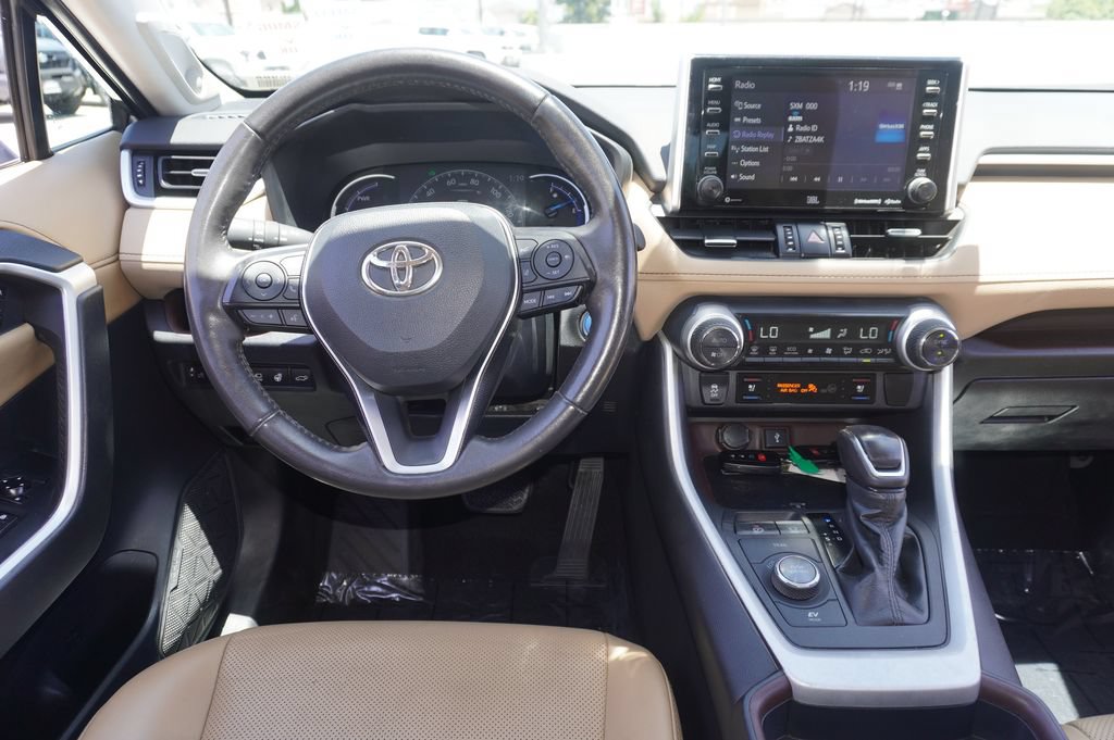 Certified 2020 Toyota RAV4 Limited AWD/4WD image 23