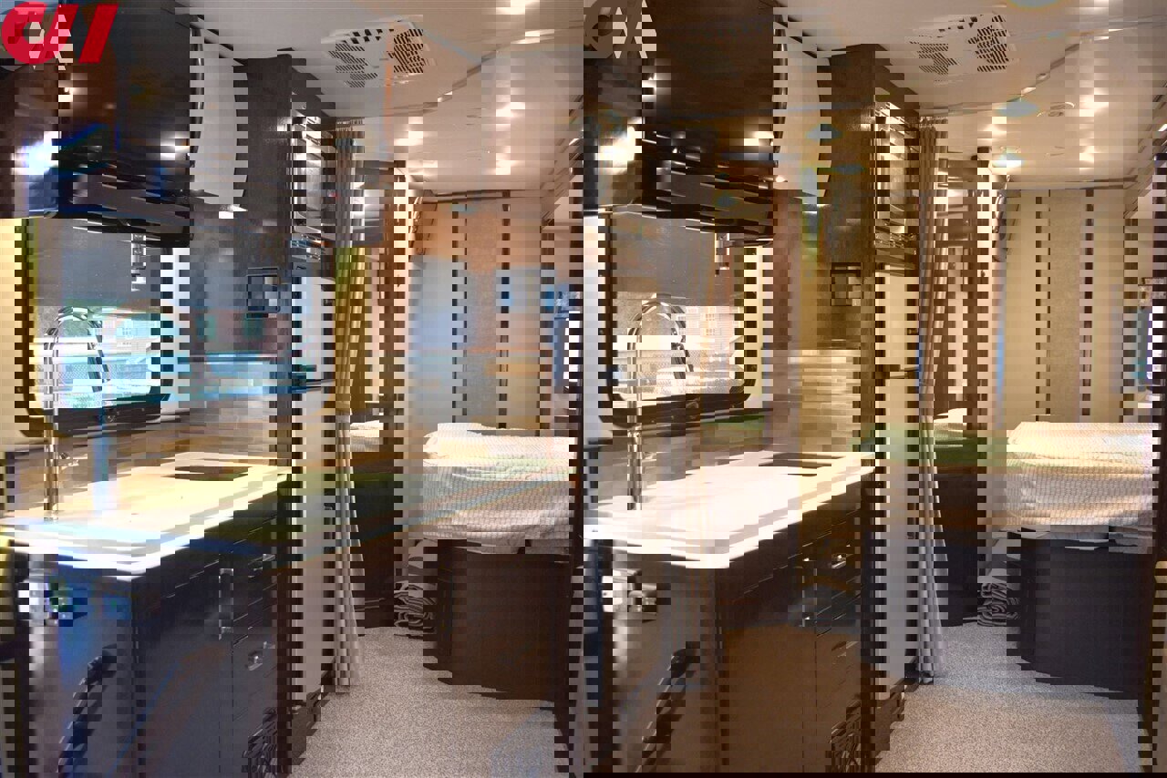 Used 2019 Mercedes-Benz Sprinter 170 image 33