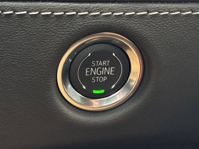 New 2026 Cadillac Escalade Sport w/ Touring Package AWD/4WD image 18
