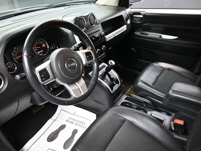Used 2016 Jeep Compass Latitude image 18