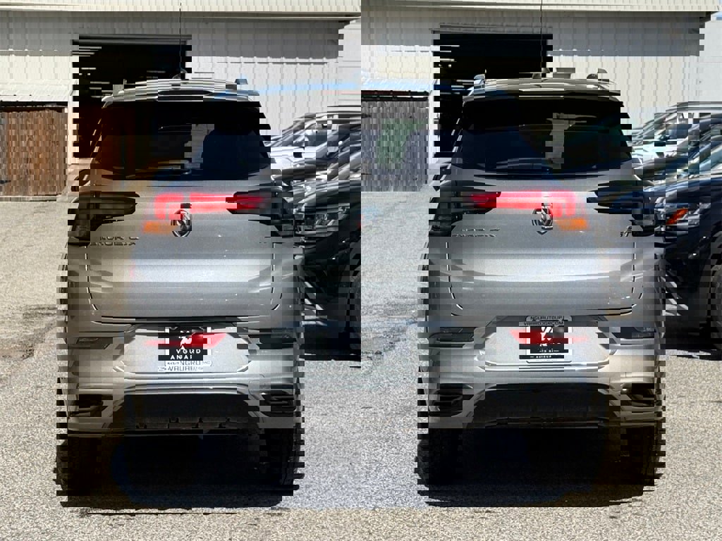 Used 2023 Buick Encore GX Select w/ Sport Touring Package image 7